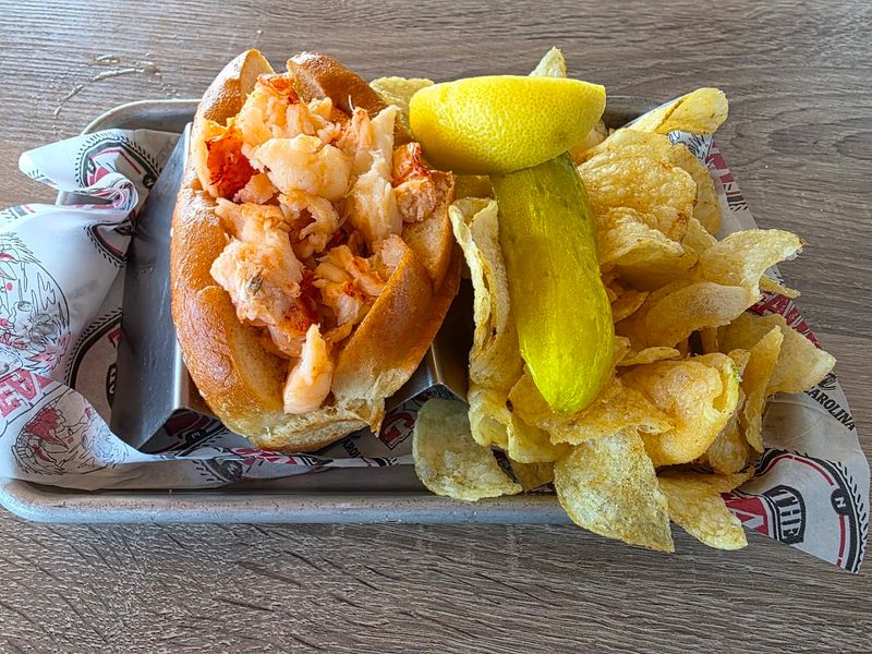 Lobster Rolls That Steal the Show Lobster Rolls That Steal the Show
