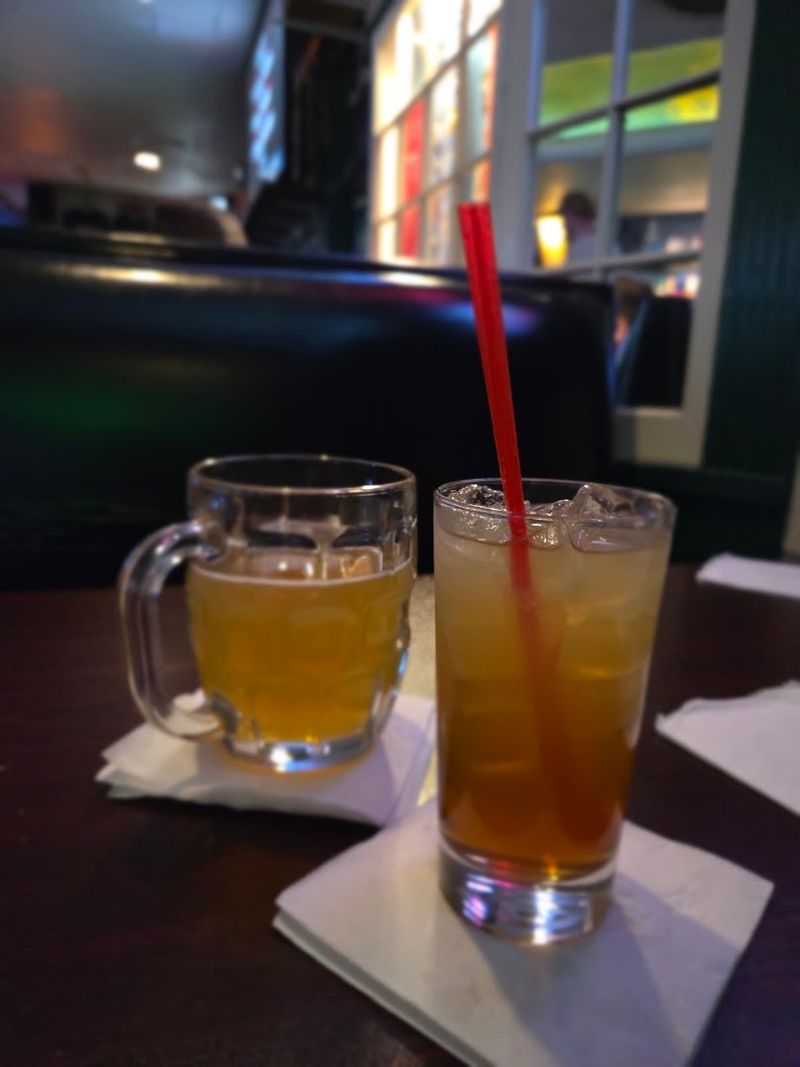 Locally Sourced Blueberry Cider Worth Seeking Out