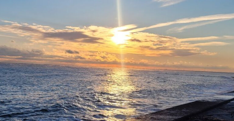 Locals Say This Rocky Massachusetts Coastline Is A Hidden Paradise