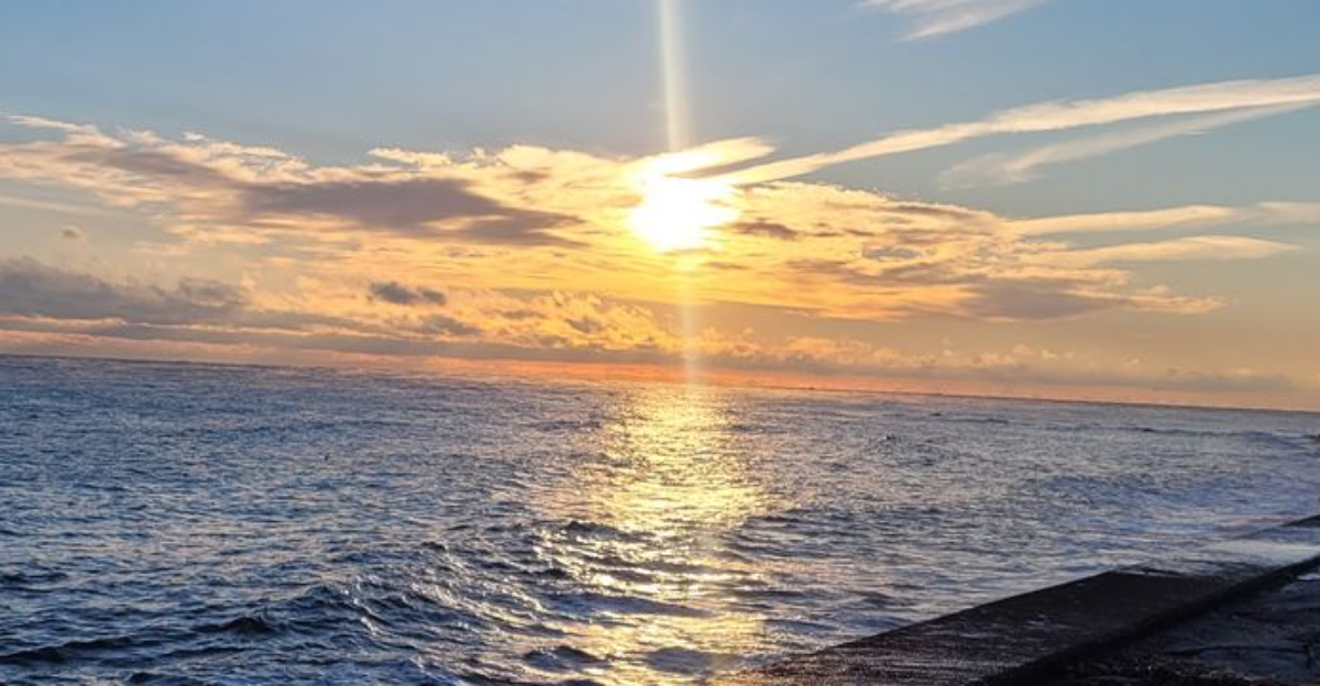 Locals Say This Rocky Massachusetts Coastline Is A Hidden Paradise