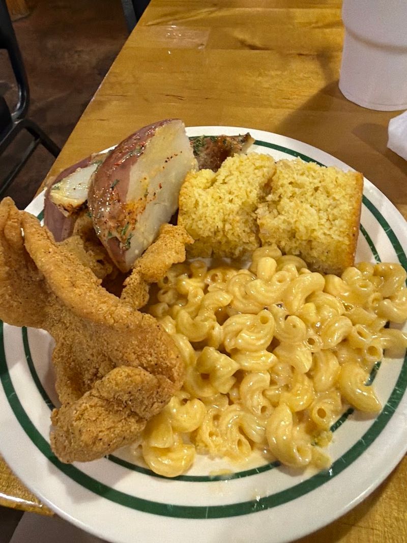Macaroni and Cheese That Hits Different