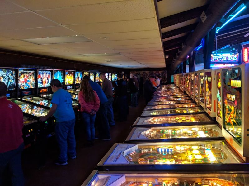 Machines Spanning Every Era of Pinball History Machines Spanning Every Era of Pinball History