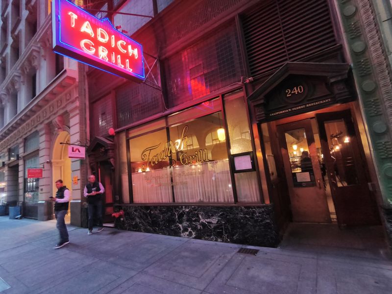 Making Reservations Is A Smart Move Making Reservations Is A Smart Move
