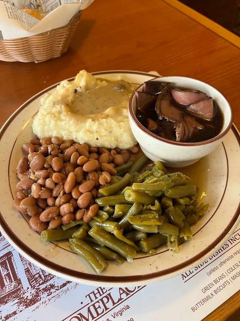 Mashed Potatoes and Gravy That Deserve Their Own Fan Club