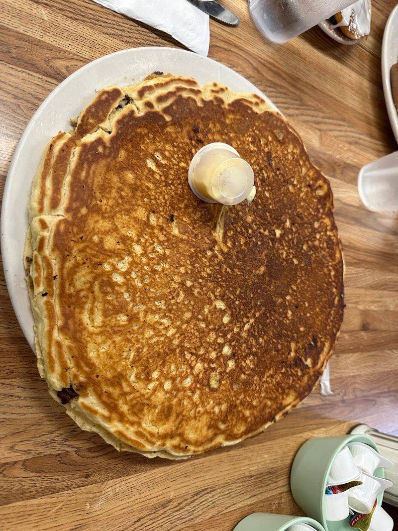 Massive Pancakes That Are a Foot Wide Massive Pancakes That Are a Foot Wide
