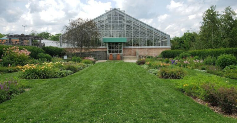 Michigan Is Home To A Magical Botanical Garden You Can Explore Completely Free