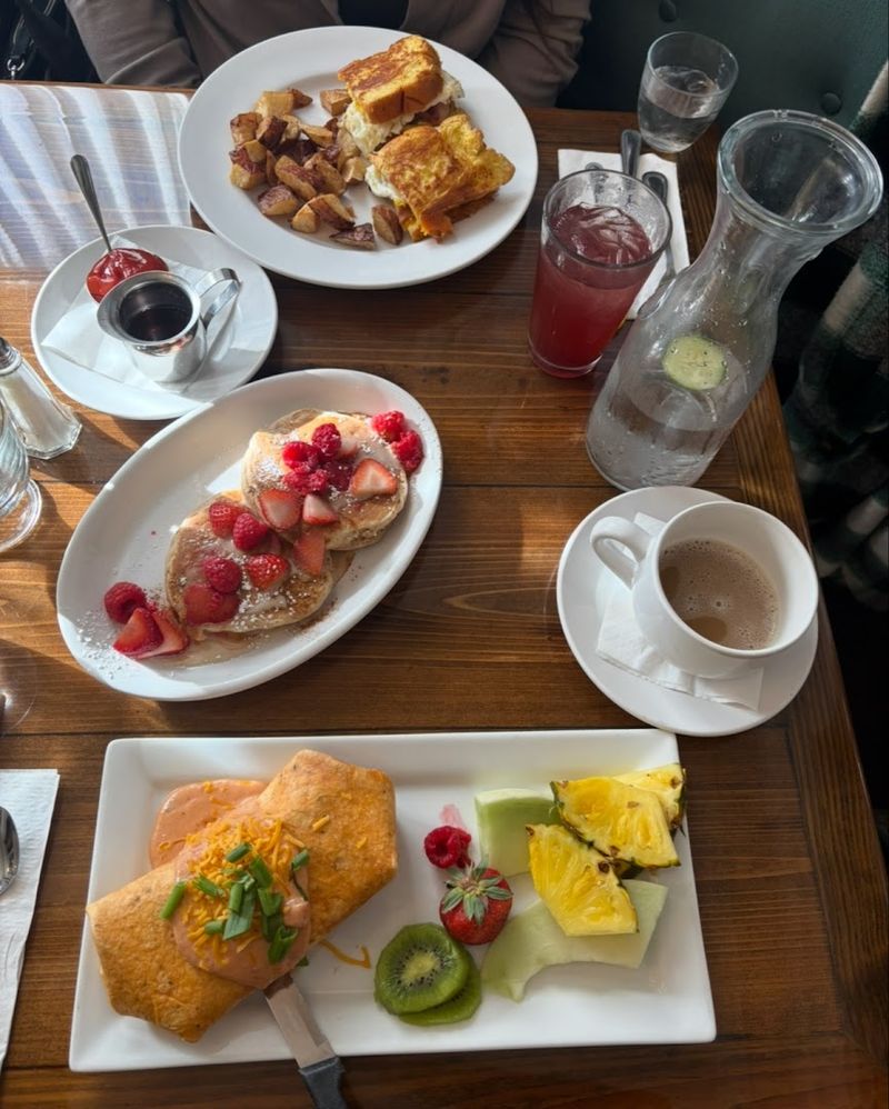 Mimosa Flights and Creative Drinks to Sip On