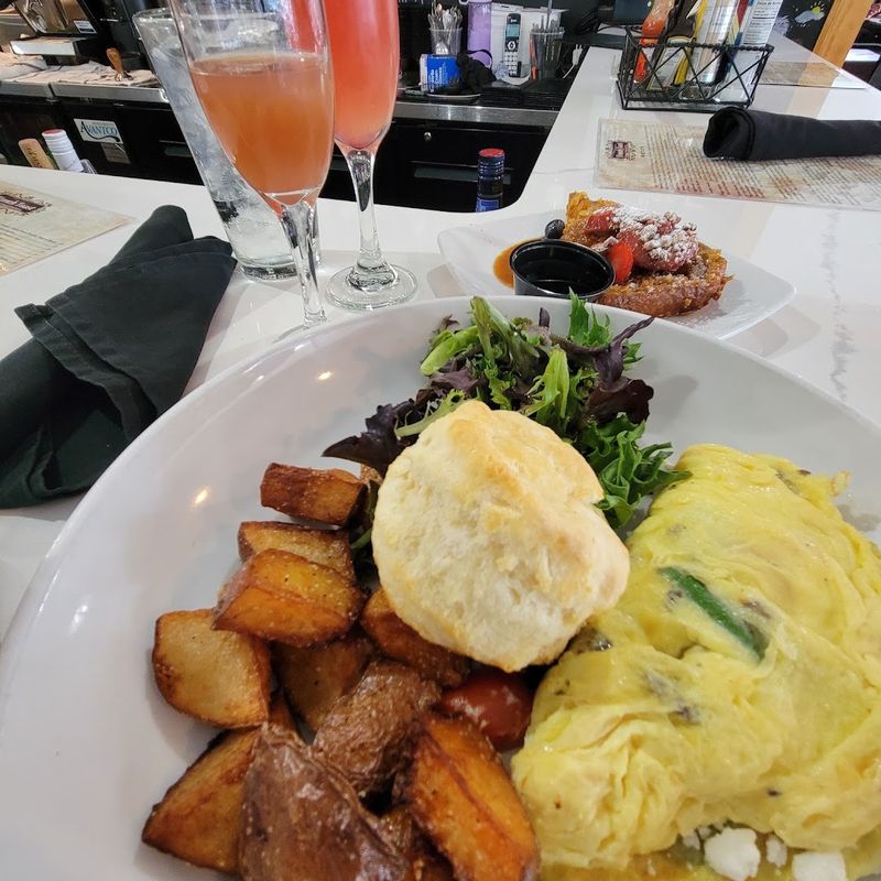 Mimosas and Cocktails That Elevate the Whole Experience