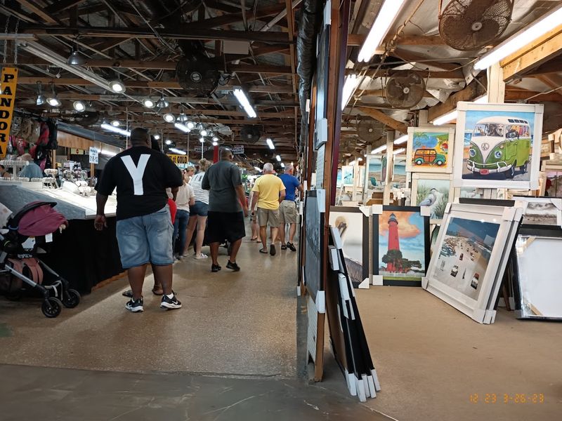 Monthly Classic Car Show — Free Entertainment With Your Visit