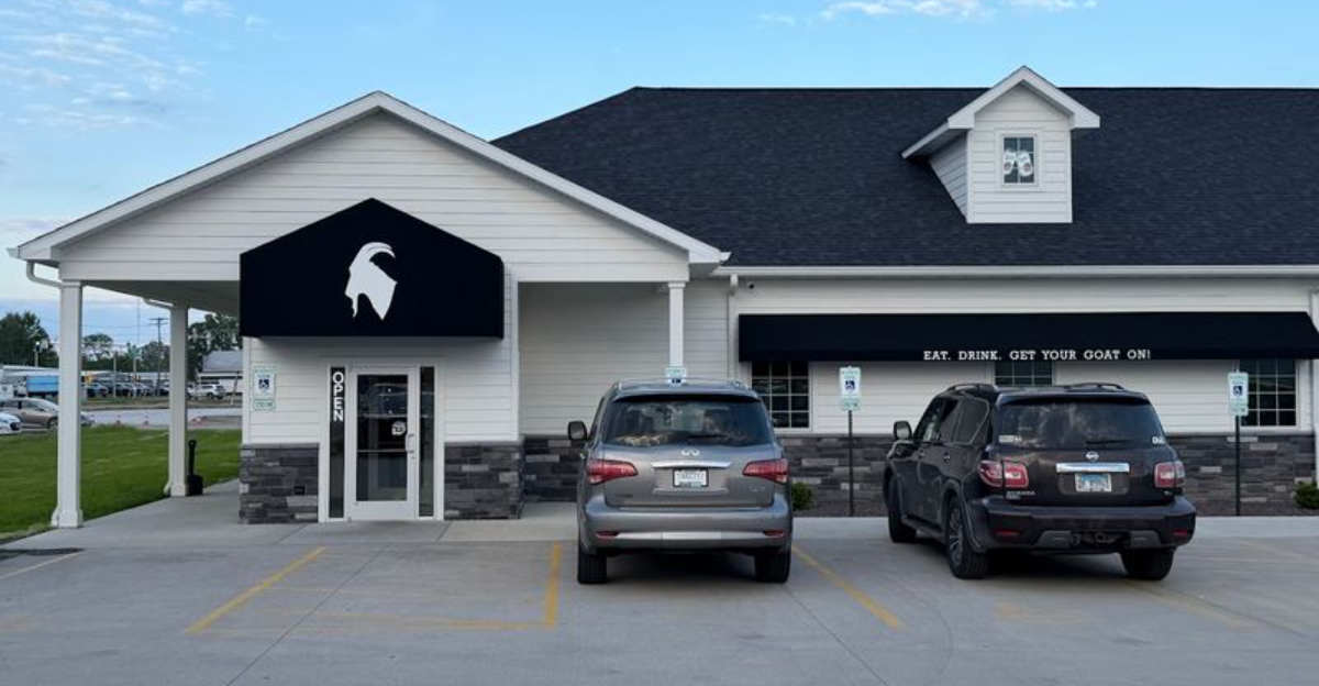 Most People Have Never Heard Of This Amazing Gastropub In Illinois