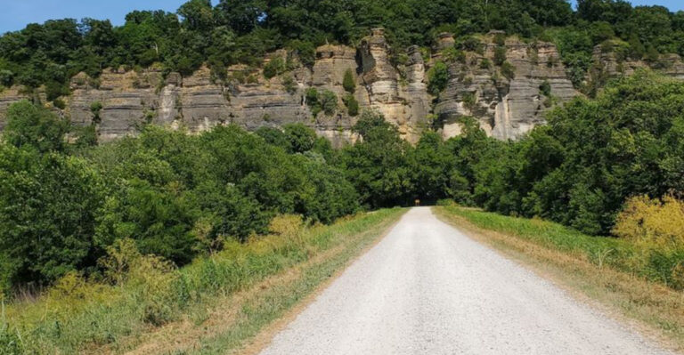 Most People Have No Idea This Easy Illinois Trail Leads to A Secret Overlook for a memorable trip