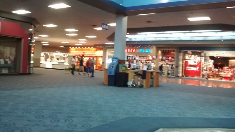 Mounds Mall – Anderson, Indiana