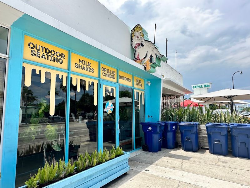 Ms. Cheezious - Miami, Florida Ms. Cheezious - Miami, Florida