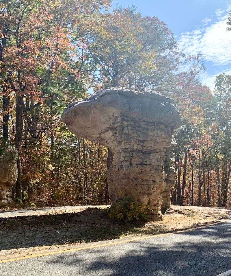 Mushroom Rock: The Quirky Roadside Surprise Nobody Expects Mushroom Rock: The Quirky Roadside Surprise Nobody Expects