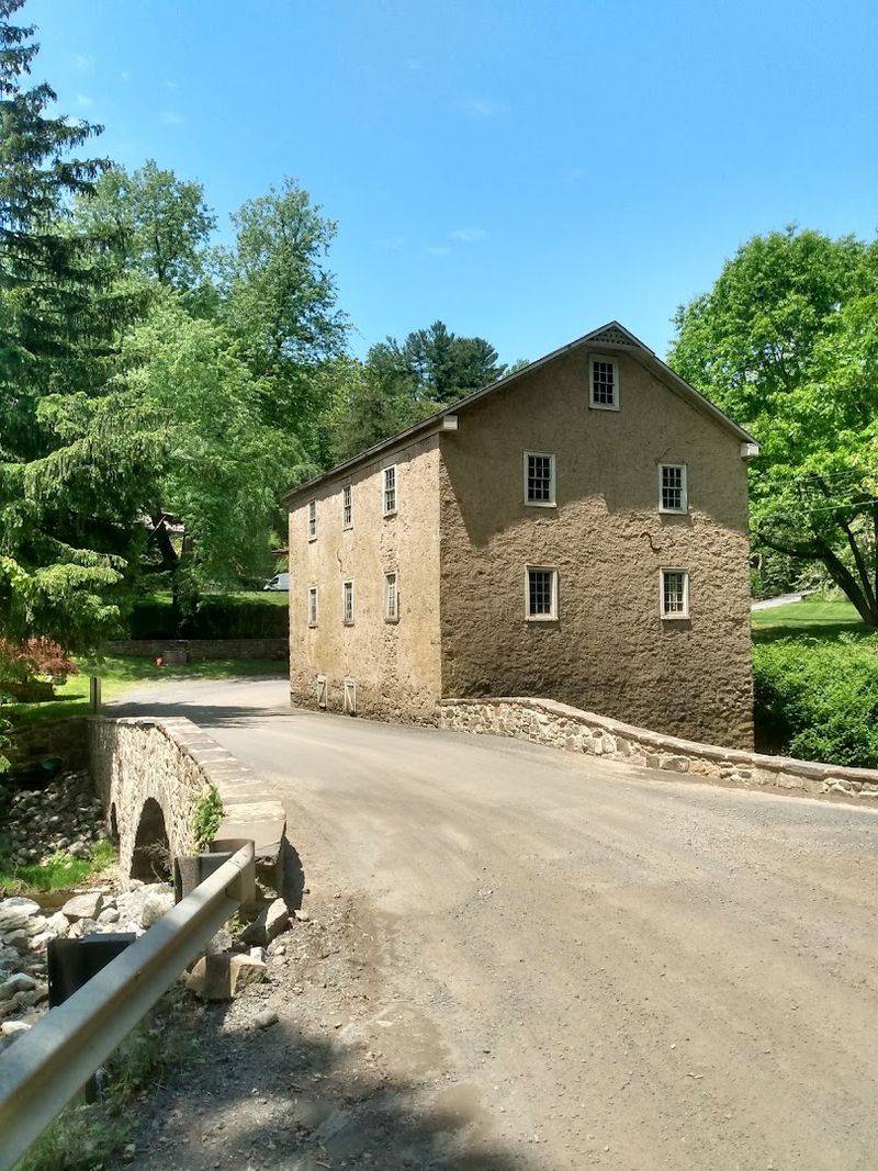Nearby Farms and Local Attractions to Round Out Your Day Nearby Farms and Local Attractions to Round Out Your Day
