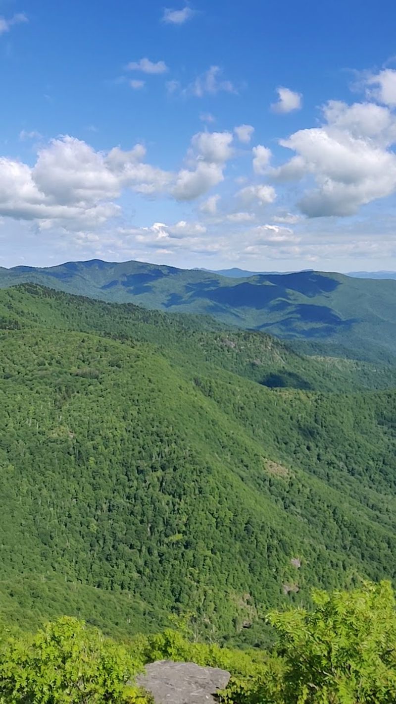 Nearby Trails Worth Combining With Sam Knob