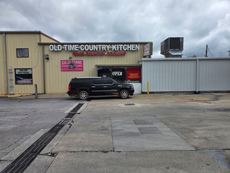 Newborn Truck Stop - Tallapoosa, Georgia