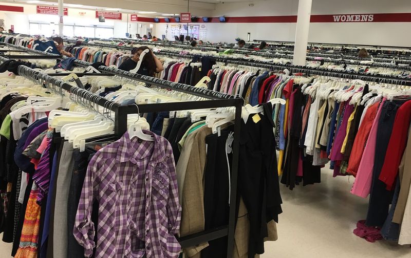 No Fitting Rooms? No Problem With the Right Strategy