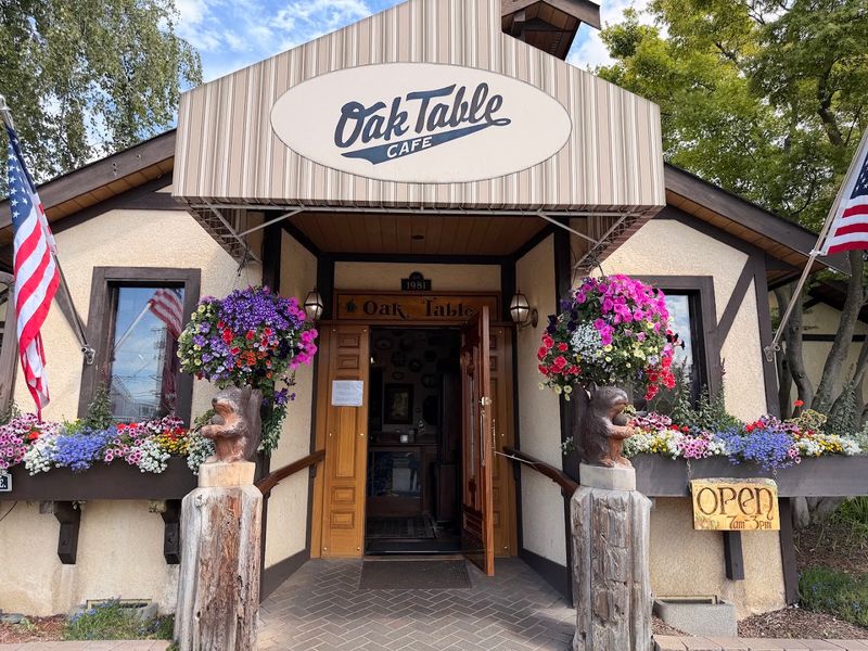 Oak Table Cafe - Sequim, Washington