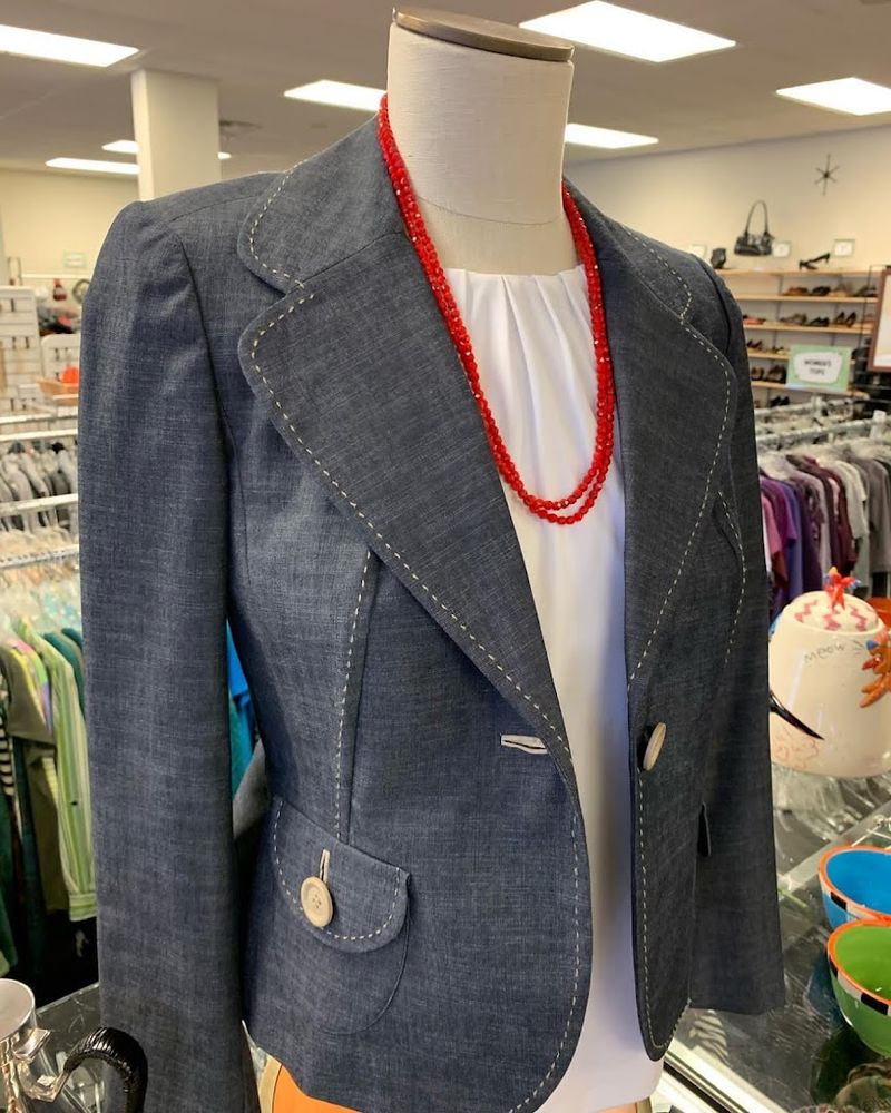 Office and Professional Clothing Options Worth Noting