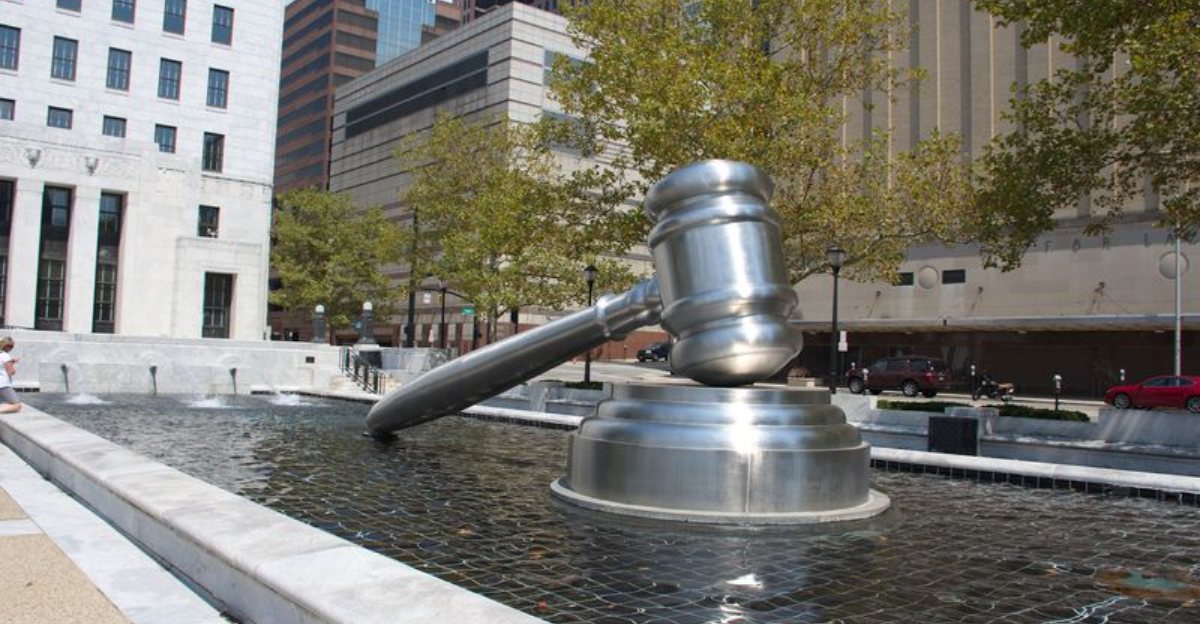 Ohio Is Home To The Worlds Largest Gavel And Its Surprisingly Worth The Drive