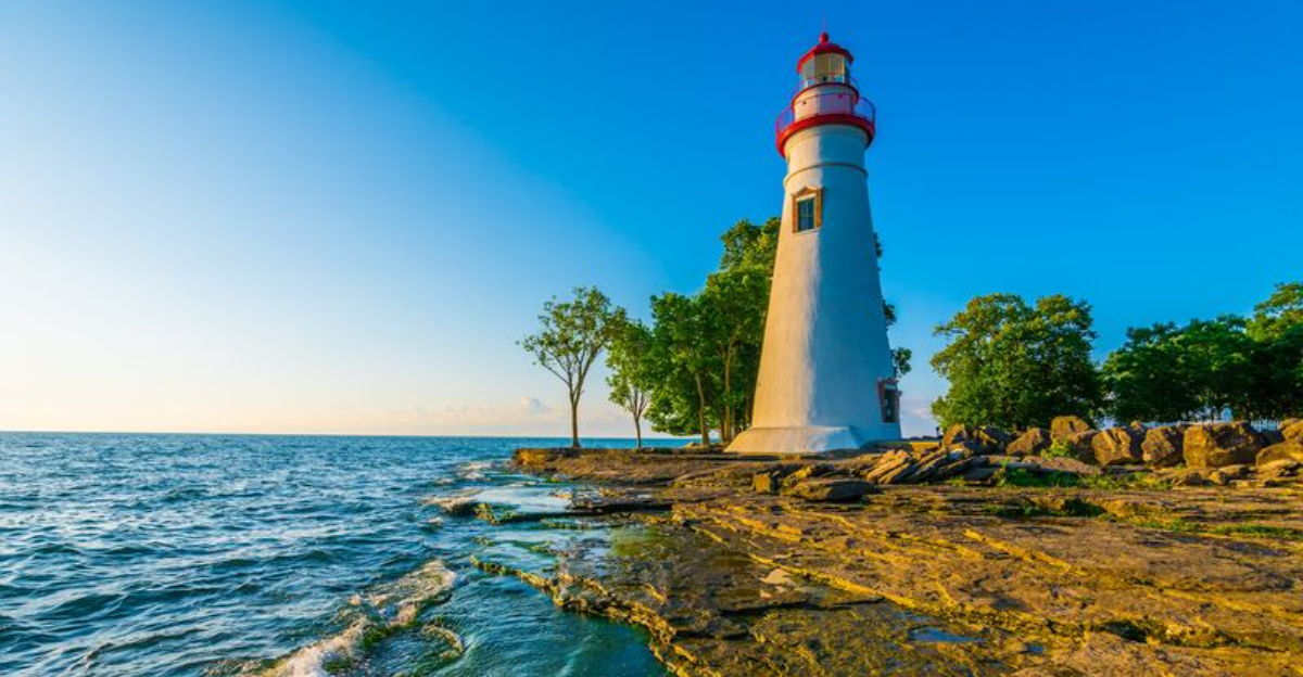 Ohios Most Unforgettable Lighthouse Is Surrounded By Incredible Prehistoric Wonders