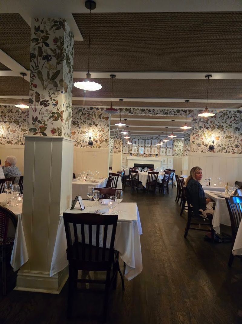 Old-World Italian Ambiance That Feels Genuinely Magical