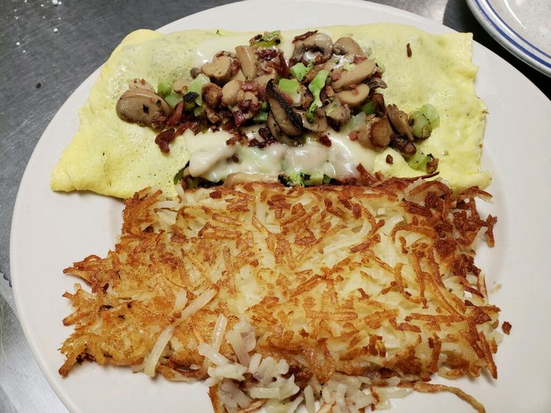 Omelettes Cooked to Absolute Perfection