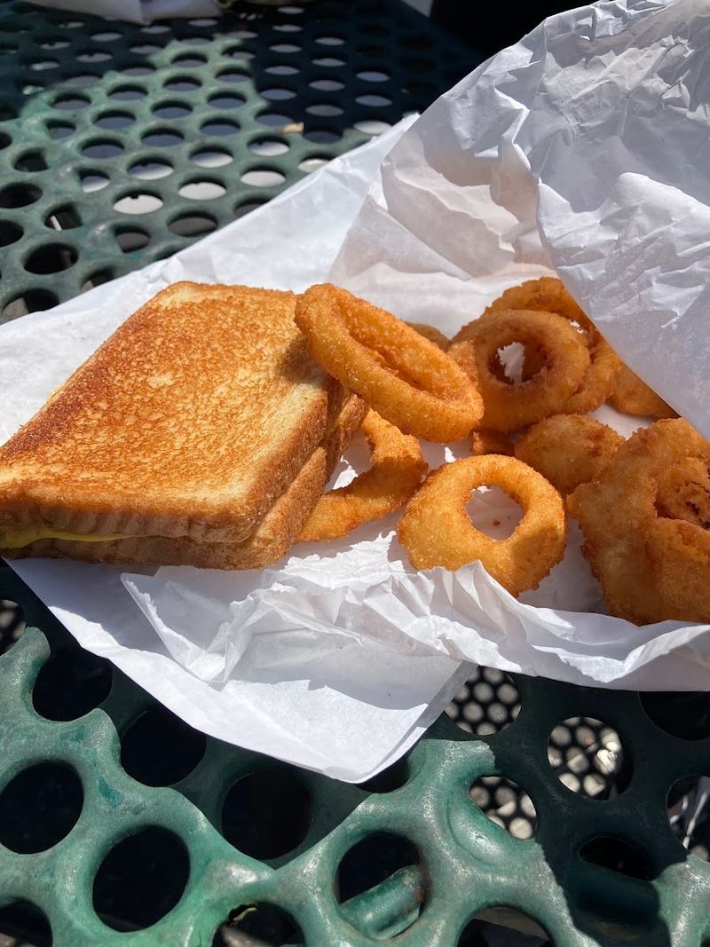 Onion Rings and Fries Worth Talking About