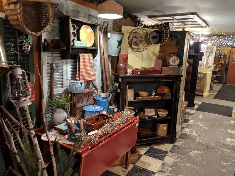 Open Every Day of the Week From 10 AM to 6 PM