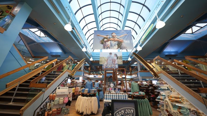 Open Late Every Day — Shop on Your Schedule
