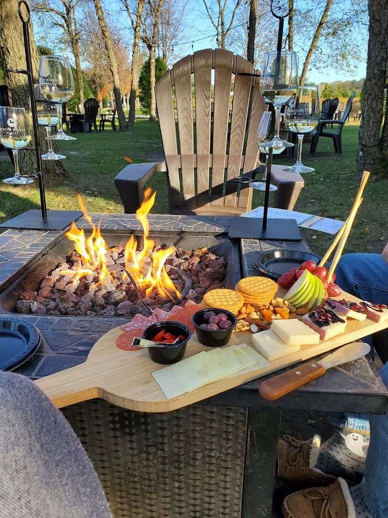 Outdoor Seating Options For Every Kind of Visitor