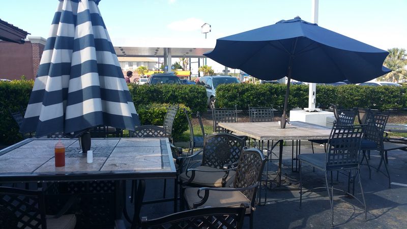Outdoor Seating That Adds to the Charm Outdoor Seating That Adds to the Charm