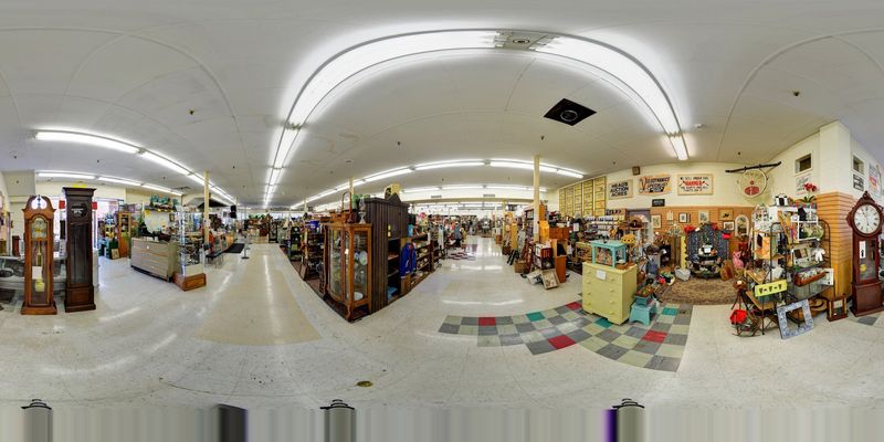 Over 90 Individual Vendors Under One Roof