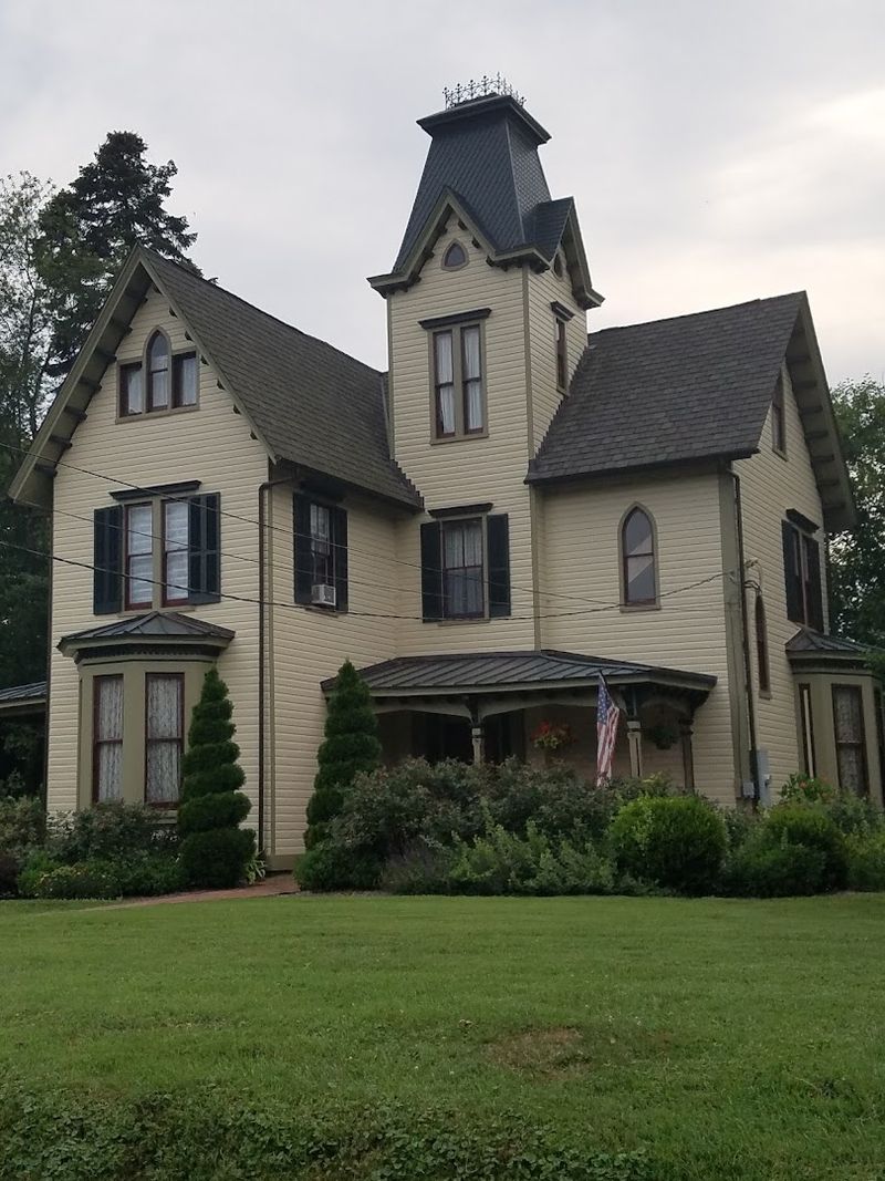 Peaceful Bed and Breakfasts That Make You Feel Right at Home