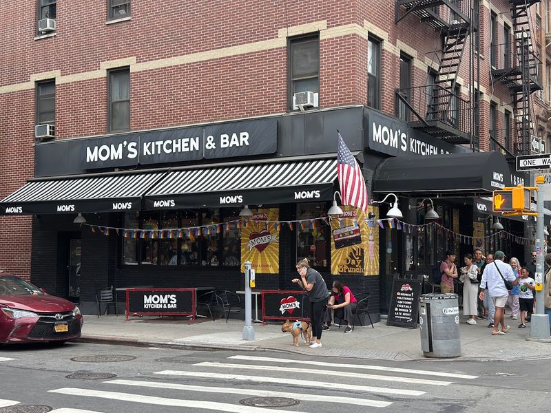 Perfect Location for Pre-Show Dining Near Broadway