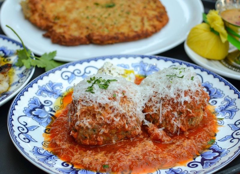 Perfectly Seasoned Meatballs That Steal the Show