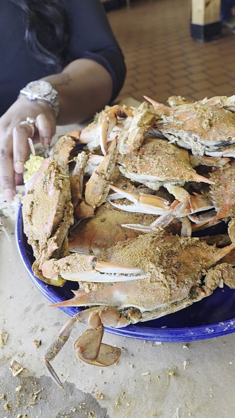 Perfectly Steamed Blue Crabs Straight From the Chesapeake Perfectly Steamed Blue Crabs Straight From the Chesapeake