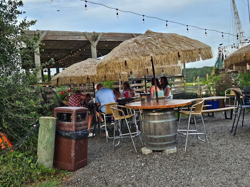 Pet-Friendly and Family-Welcoming Atmosphere Pet-Friendly and Family-Welcoming Atmosphere
