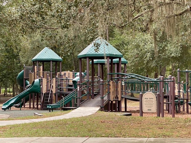 Picnic Areas, Grills, and Family-Friendly Spaces Picnic Areas, Grills, and Family-Friendly Spaces