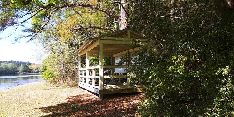 Picnic Areas Perfect for a Relaxed Afternoon Picnic Areas Perfect for a Relaxed Afternoon