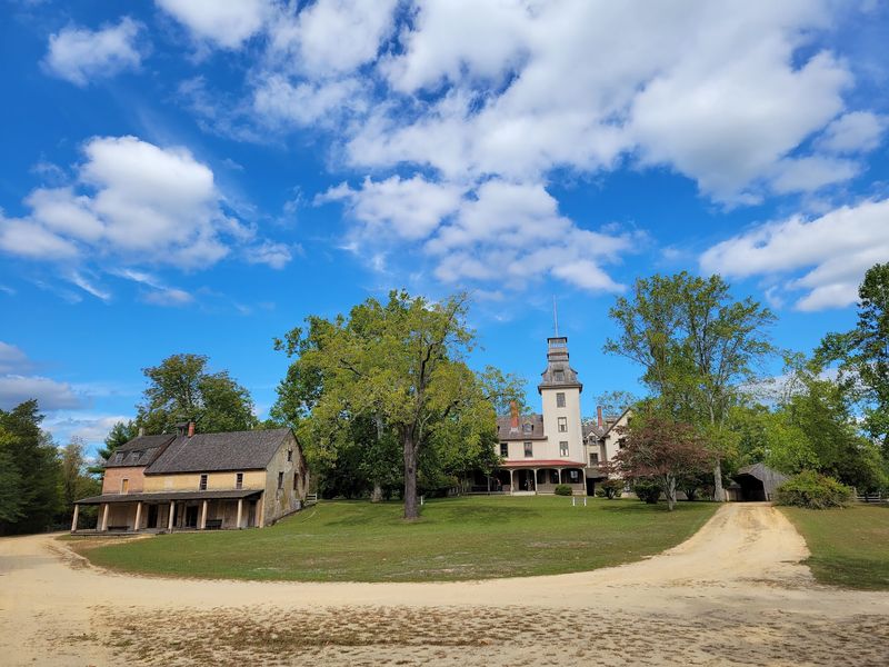 Picnic Areas and Family-Friendly Spaces