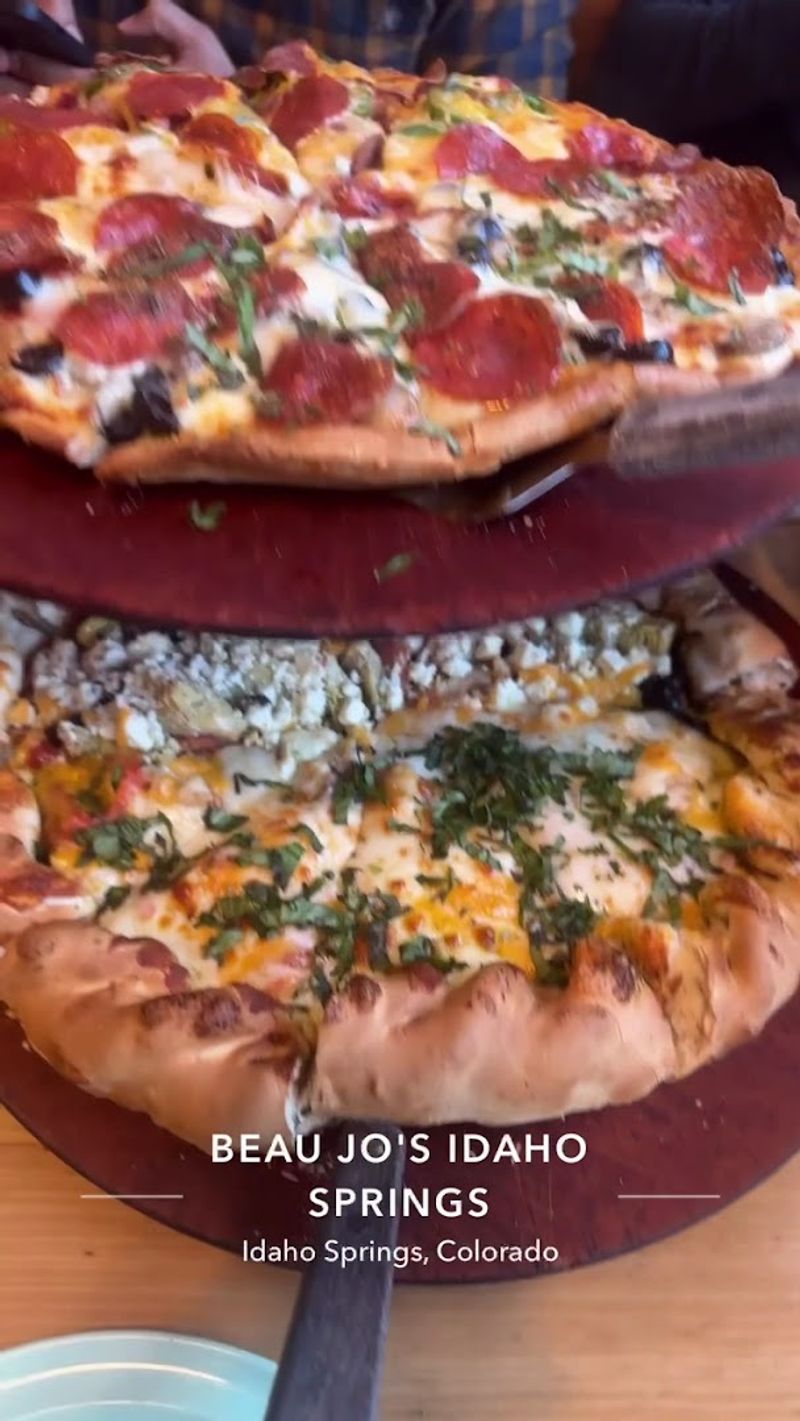 Pizza By The Pound — A Genuinely Unique Way To Order