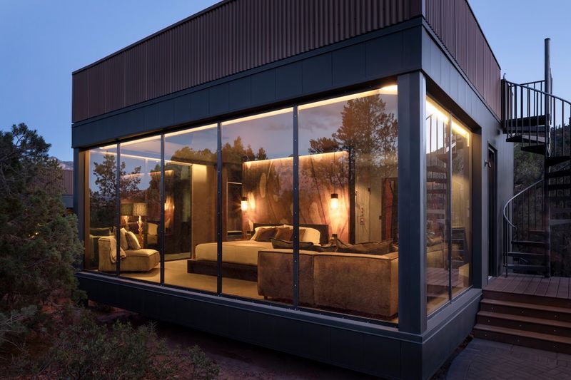 Private Atrium Rooms With Rooftop Decks