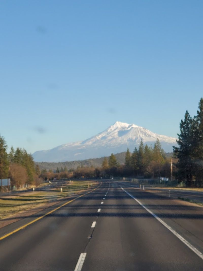 Proximity to Oregon Without Leaving California Proximity to Oregon Without Leaving California