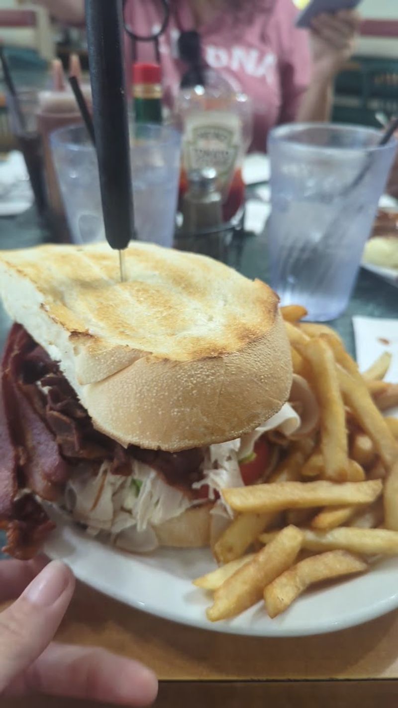 Pulled Pork Sandwich That Converts Skeptics Pulled Pork Sandwich That Converts Skeptics