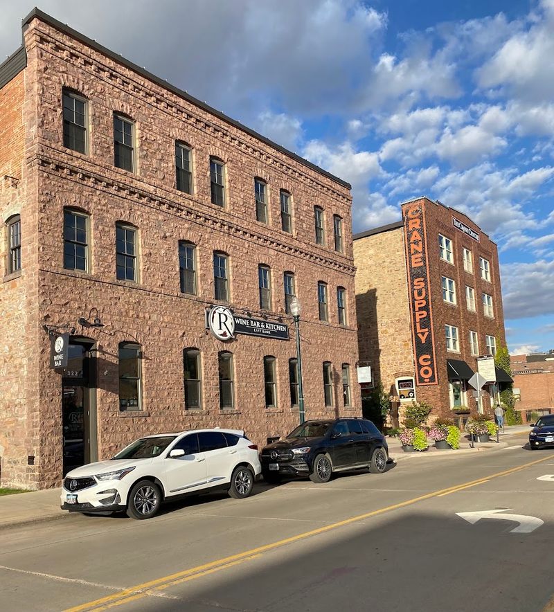 R Wine Bar & Kitchen - Sioux Falls, South Dakota R Wine Bar & Kitchen - Sioux Falls, South Dakota