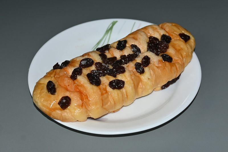 Raisin Bread Raisin Bread