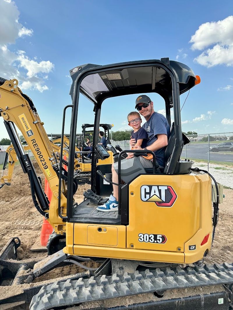 Real CAT Excavators You Can Actually Operate