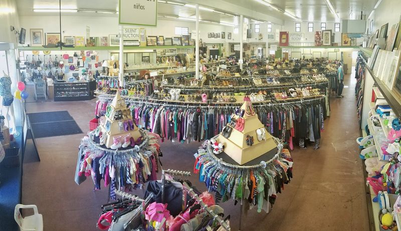 Real Thrift Prices That Actually Make Sense Real Thrift Prices That Actually Make Sense
